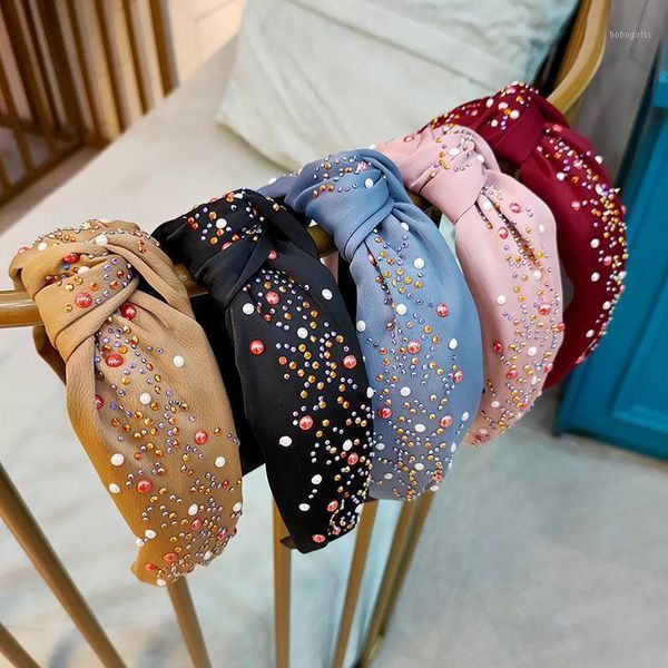 fashion women hair accessories wide side hairband shining colorful rhinestone crystal headband summer headwear1
fashion women hair accessories wide side hairband shining colorful rhinestone crystal headband summer headwear1