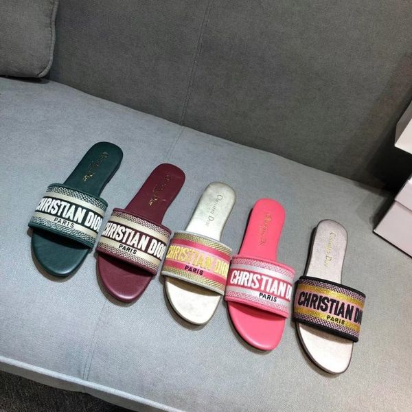 slippers designer luxury leather lettered print wear thick heel slippers 2021 summer new home women's shoes knitting embroidery flat sl, Black
slippers designer luxury leather lettered print wear thick heel slippers 2021 summer new home women's shoes knitting embroidery flat sl, Black