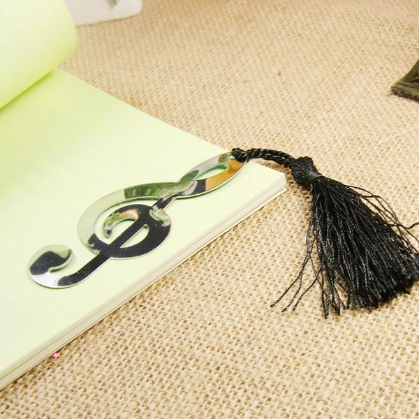 sliver hollow musical notes alloy bookmarks label stationery gift book mark 1pc with tassel pendant novelty ducument marker greeting cards
sliver hollow musical notes alloy bookmarks label stationery gift book mark 1pc with tassel pendant novelty ducument marker greeting cards
