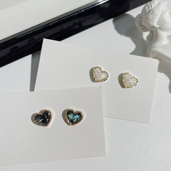stud exquisite white blue heart-shaped earrings elegant female wedding engagement gold fashion party jewelry gift, Golden;silver
stud exquisite white blue heart-shaped earrings elegant female wedding engagement gold fashion party jewelry gift, Golden;silver