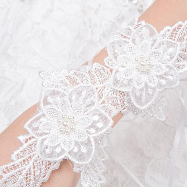 bridal gloves 1 pair lace fashion hollow out flower dew finger bandage dress accessories wedding decorations, White
bridal gloves 1 pair lace fashion hollow out flower dew finger bandage dress accessories wedding decorations, White