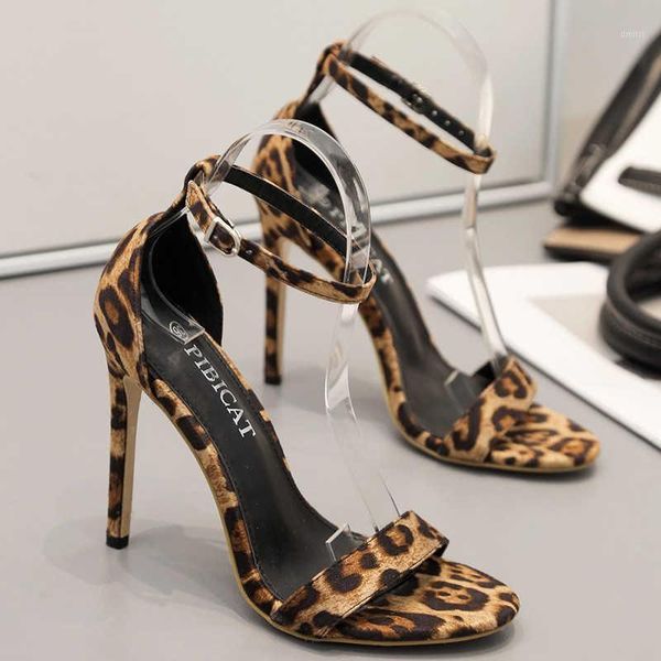 dress shoes fine-heeled fish mouth suede buckle sandals 2021 season leopard print high-heeled women, Black
dress shoes fine-heeled fish mouth suede buckle sandals 2021 season leopard print high-heeled women, Black