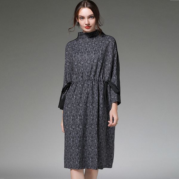 big yards dresses large women's autumn 2021 loose stand collar drawstring thin bottomed 7556
big yards dresses large women's autumn 2021 loose stand collar drawstring thin bottomed 7556