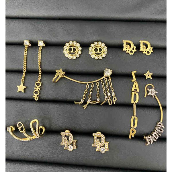 design jewelry family new female star letter asymmetric earrings exquisite fashion earrings, Silver
design jewelry family new female star letter asymmetric earrings exquisite fashion earrings, Silver