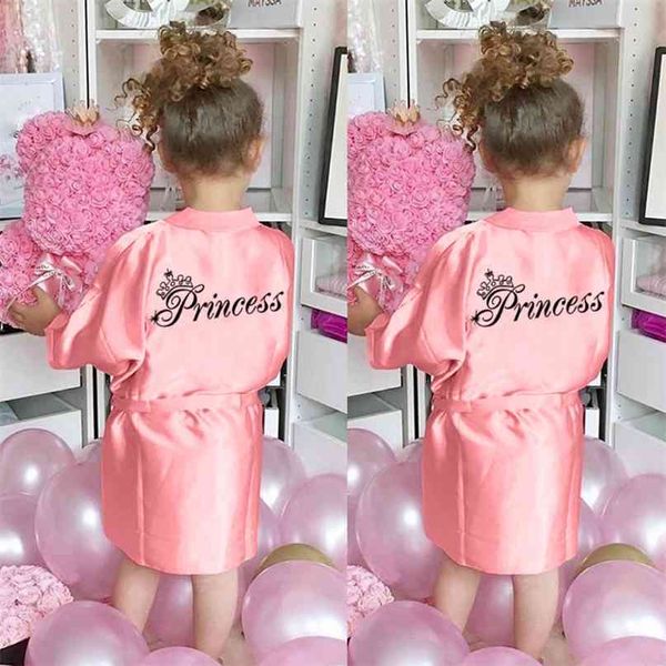 toddler baby kids girls solid silk satin kimono robes bathrobe sleepwear pajamas girl gifts for summer clothes#y 210903, Blue;red
toddler baby kids girls solid silk satin kimono robes bathrobe sleepwear pajamas girl gifts for summer clothes#y 210903, Blue;red
