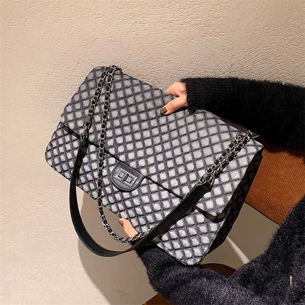 leftside pu leather high capacity crossbody bags for women winter fashion luxury travel chain shoulder handbags and purses 211023
leftside pu leather high capacity crossbody bags for women winter fashion luxury travel chain shoulder handbags and purses 211023