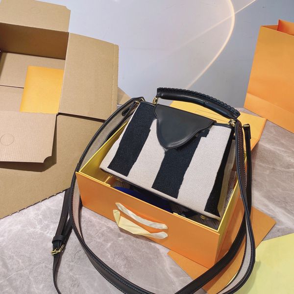 designer tote bag handbags crossbody totes shoulder bags luxury fashion artwork leather high-quality 3 color
designer tote bag handbags crossbody totes shoulder bags luxury fashion artwork leather high-quality 3 color