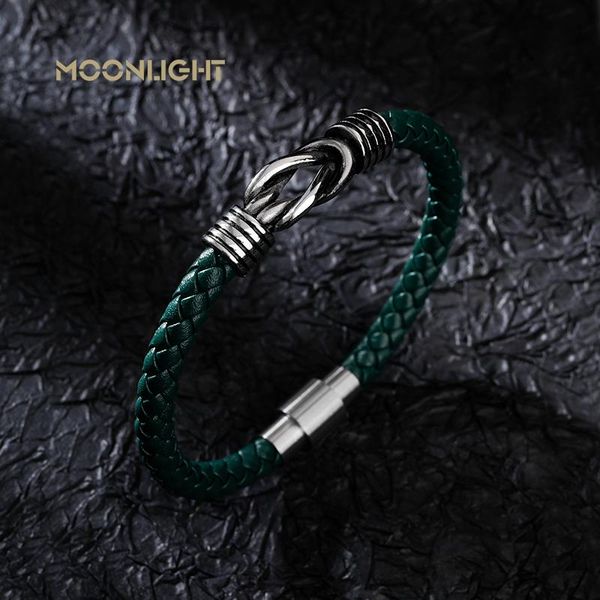 charm bracelets geometric stainless steel men's leather bracelet hand-woven magnetic clasp blue black bangle 21cm christmas jewelry gif, Golden;silver
charm bracelets geometric stainless steel men's leather bracelet hand-woven magnetic clasp blue black bangle 21cm christmas jewelry gif, Golden;silver