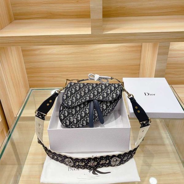 dr wallets leather saddle oblique women fashion shoulder crossbody bags vutton luxurys designers lady handbags purse
dr wallets leather saddle oblique women fashion shoulder crossbody bags vutton luxurys designers lady handbags purse