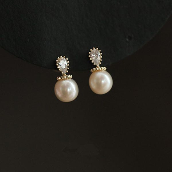 stud 925 sterling silver pearl earrings for women plating 14k gold light luxury temperament wedding party jewelry mother's day gift, Golden;silver
stud 925 sterling silver pearl earrings for women plating 14k gold light luxury temperament wedding party jewelry mother's day gift, Golden;silver