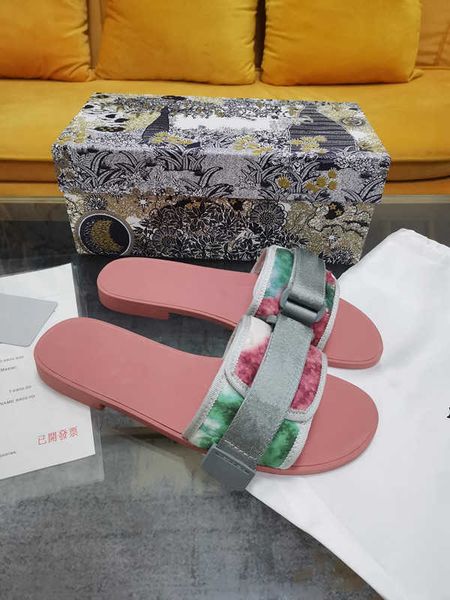 2021 paris women slippers summer beach slides flip flops loafers embroidered slipper with box size 35-42, Black
2021 paris women slippers summer beach slides flip flops loafers embroidered slipper with box size 35-42, Black
