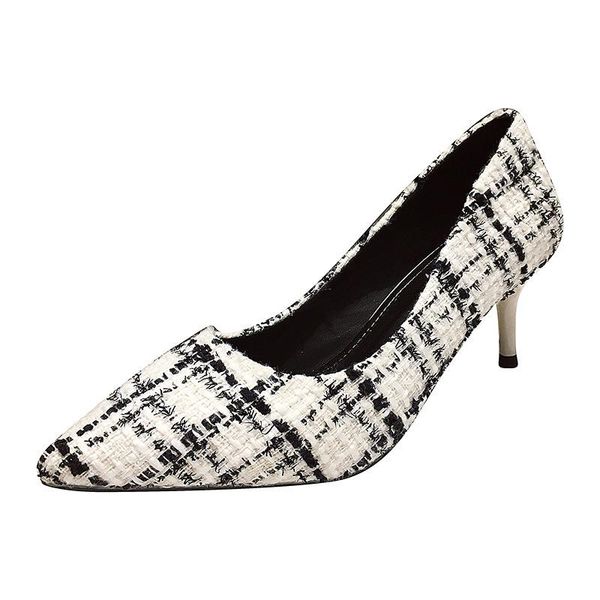 dress shoes pumps 6cm women's 2021 spring french girl's black low heels high-heeled sneakers size 34-41
dress shoes pumps 6cm women's 2021 spring french girl's black low heels high-heeled sneakers size 34-41