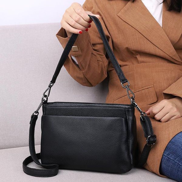 evening bags 2021 genuine leather handbag designers women messenger females small bag crossbody shoulder bolsa
evening bags 2021 genuine leather handbag designers women messenger females small bag crossbody shoulder bolsa