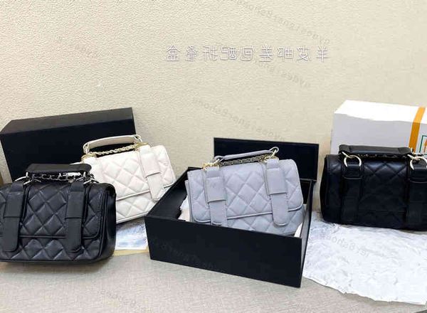 folding gift box designer ladies tricolor sheepskin crossbody shoulder bag size 22*14cm
folding gift box designer ladies tricolor sheepskin crossbody shoulder bag size 22*14cm