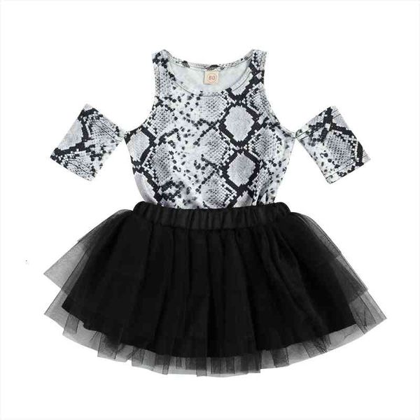 2pcs leisure style little girls outfit, summer snakeskin printing off shoulder round collar solid color mesh skirt set, White
2pcs leisure style little girls outfit, summer snakeskin printing off shoulder round collar solid color mesh skirt set, White