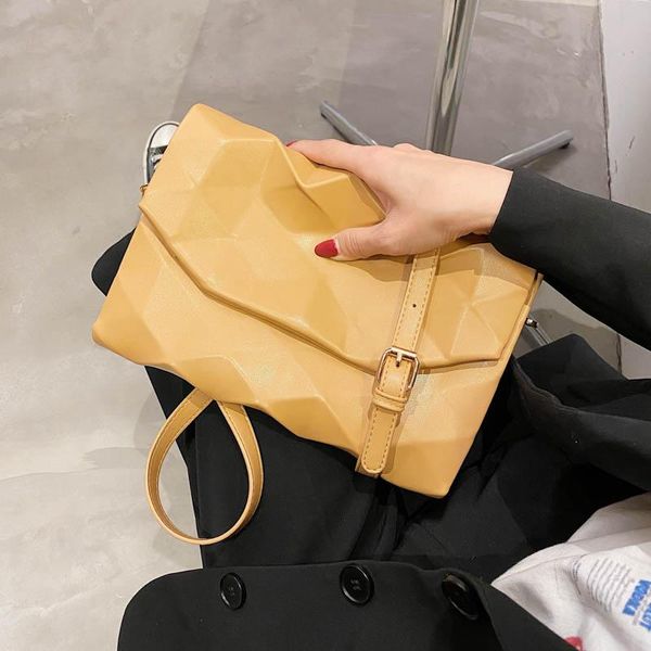 simple solid color small pu leather flap crossbody bags for women 2021 summer luxury trendy ladies shoulder handbags cross body
simple solid color small pu leather flap crossbody bags for women 2021 summer luxury trendy ladies shoulder handbags cross body