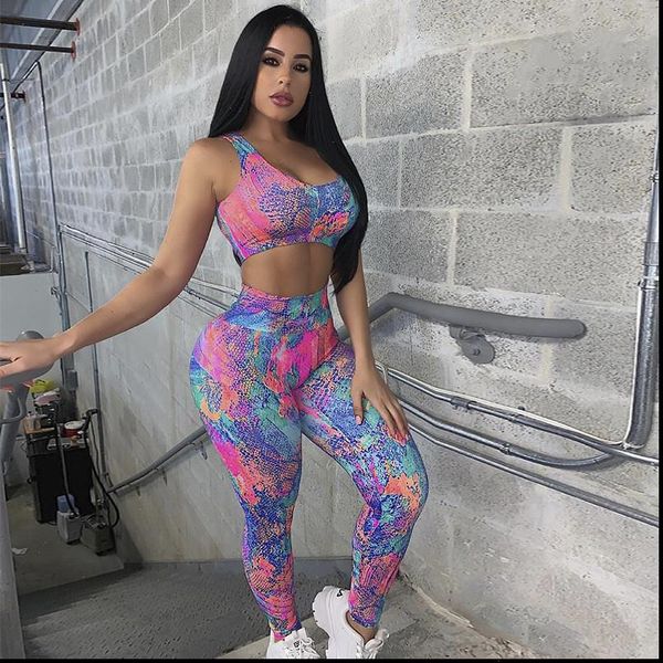 workout suit women tracksuits fitness tracksuit casual two piece set summer print crop to and pants gym clothing sportswear 2, Gray 
workout suit women tracksuits fitness tracksuit casual two piece set summer print crop to and pants gym clothing sportswear 2, Gray
