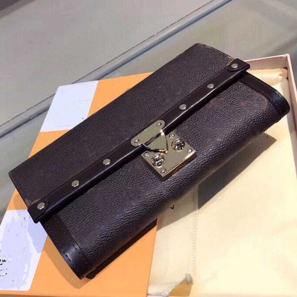 women wallet old fowers cowhide hand bag ladies elegant handbag quality coin card purse size 21*-11
women wallet old fowers cowhide hand bag ladies elegant handbag quality coin card purse size 21*-11