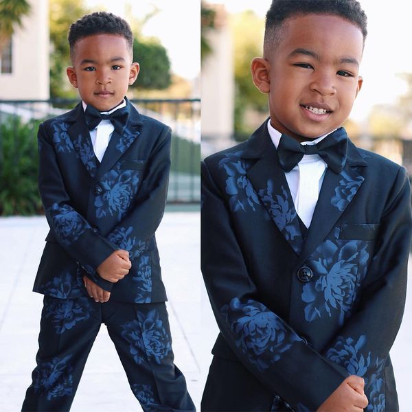 printing floral boy formal suits dinner tuxedos little children groomsmen kids for wedding party evening suit wear 3 pieces, Black
printing floral boy formal suits dinner tuxedos little children groomsmen kids for wedding party evening suit wear 3 pieces, Black