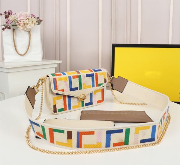 women luxurys designer bags three in one shoulders messenger bag card small coin purse with embroidery wide shoulder strap all match chain c
women luxurys designer bags three in one shoulders messenger bag card small coin purse with embroidery wide shoulder strap all match chain c