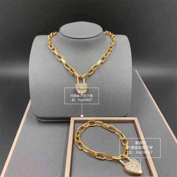 2021 luxury designer jewelry love lock necklace ins girl star studded tiktok, hip hop, wind star, shake voice, blogger, same paragraph, Silver
2021 luxury designer jewelry love lock necklace ins girl star studded tiktok, hip hop, wind star, shake voice, blogger, same paragraph, Silver