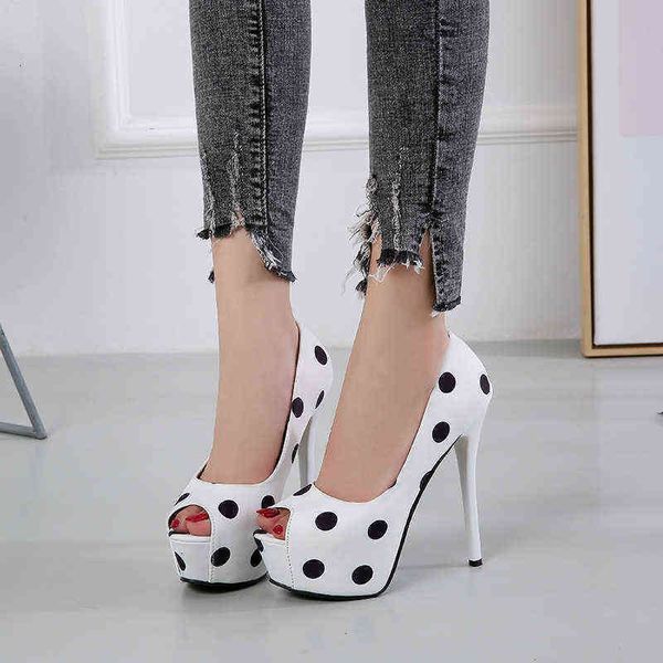 kukulove fish waterproof platform high heel thin dot sweet silk satin shallow mouth single shoe 914-17
kukulove fish waterproof platform high heel thin dot sweet silk satin shallow mouth single shoe 914-17