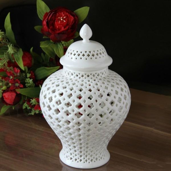 vases white openwork vase hollowed porcelain ceramic temple jar/ginger jar home decoration accessories
vases white openwork vase hollowed porcelain ceramic temple jar/ginger jar home decoration accessories