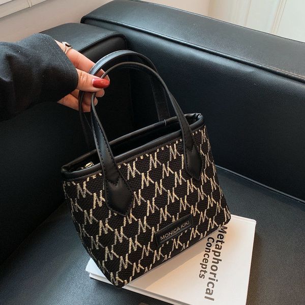 daily bag western style handbag 2021 new retro simple letter women bag trendy summer fashion large capacity womens cross-body bag
daily bag western style handbag 2021 new retro simple letter women bag trendy summer fashion large capacity womens cross-body bag