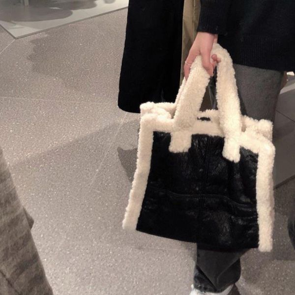 evening bags large capacity shoulder bag fashion design wool single portable tote women's
evening bags large capacity shoulder bag fashion design wool single portable tote women's