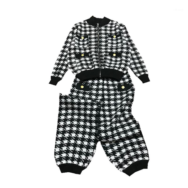women's tracksuits suit women retro black and white contrast color houndstooth cardigan jacket fashion wide leg pants two-piece, Gray
women's tracksuits suit women retro black and white contrast color houndstooth cardigan jacket fashion wide leg pants two-piece, Gray
