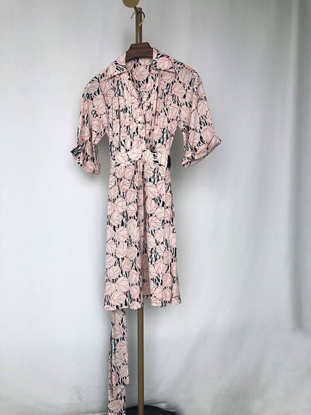 early autumn classic lapel one piece wrap dress light pink leaf print lace-up sleeves,xqnm724 2010, Black;gray
early autumn classic lapel one piece wrap dress light pink leaf print lace-up sleeves,xqnm724 2010, Black;gray