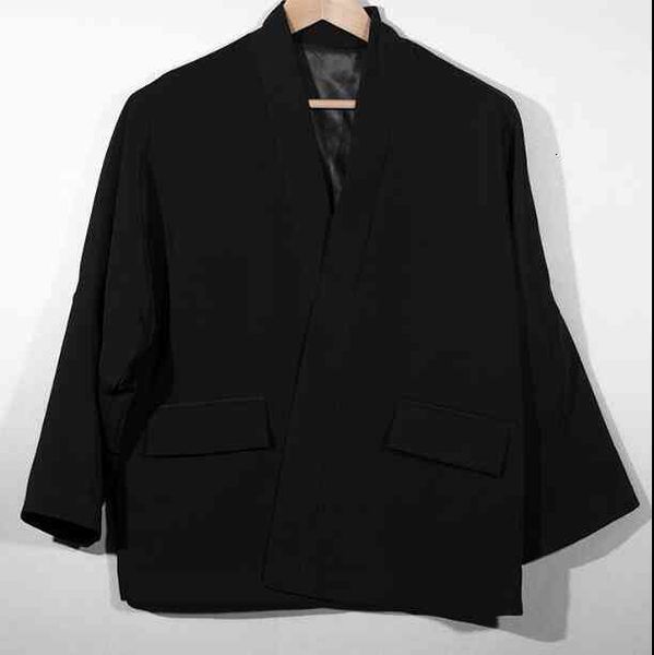 men's trench coats s-5xl spring fashion customized lapel loose kimono jacket z7u1, Tan;black
men's trench coats s-5xl spring fashion customized lapel loose kimono jacket z7u1, Tan;black