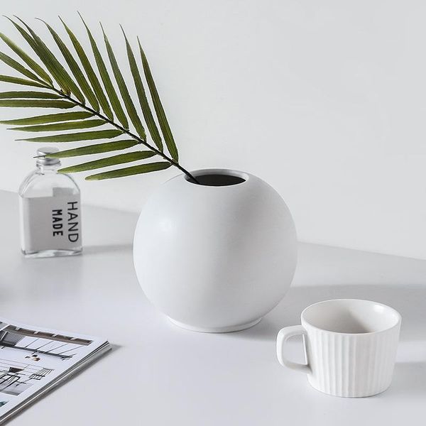 nordic spherical vase ceramic home ornaments white creative flower pot vases decorations craft gifts room decor
nordic spherical vase ceramic home ornaments white creative flower pot vases decorations craft gifts room decor
