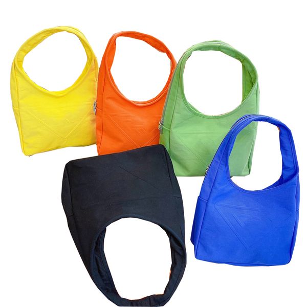 large-capacity shopping bags mommy handbags everyday bags clutches quilted luxury designer ladies and girls easy to fit in fashion all-match
large-capacity shopping bags mommy handbags everyday bags clutches quilted luxury designer ladies and girls easy to fit in fashion all-match