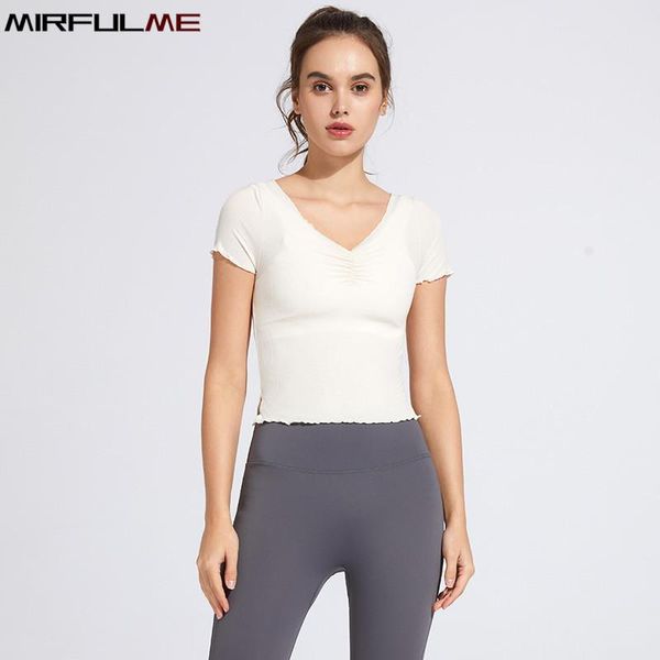 summer women sport v-neck elastic yoga shirt girls gym workout running short sleeve t-shirt fitness fold shirts female outfit
summer women sport v-neck elastic yoga shirt girls gym workout running short sleeve t-shirt fitness fold shirts female outfit