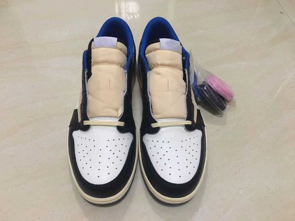 basketball shoes athletic travis ts sp low fragment dm7866-140 come with box
basketball shoes athletic travis ts sp low fragment dm7866-140 come with box