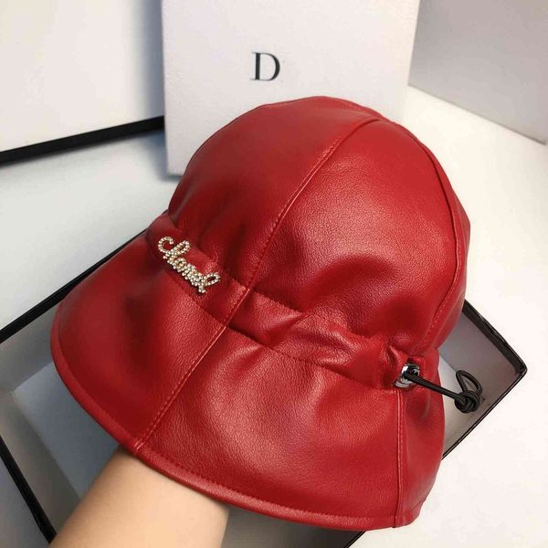 designer star's same pleated doll fisherman's fashion cover face pu leather big eaves casual feminine temperament basin hat woman, Blue;gray
designer star's same pleated doll fisherman's fashion cover face pu leather big eaves casual feminine temperament basin hat woman, Blue;gray