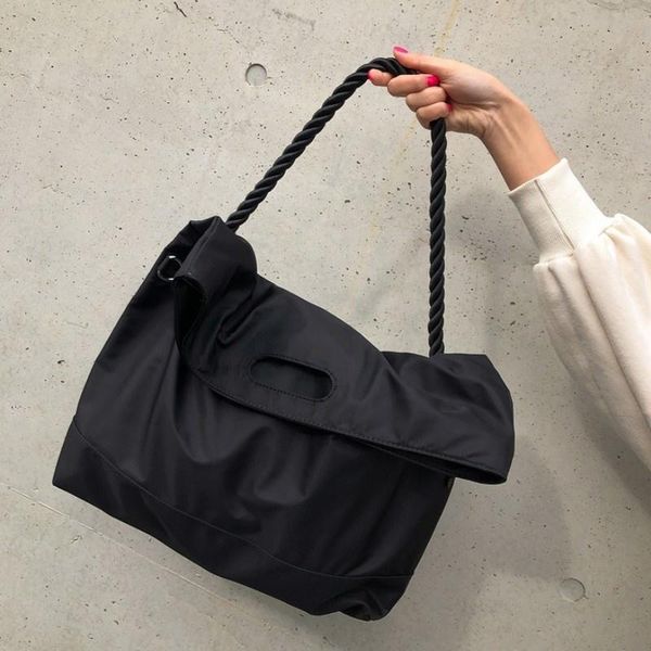 evening bags women nylon handbags large capacity travel bag casual female shoulder big totes black crossbody bolsas 
evening bags women nylon handbags large capacity travel bag casual female shoulder big totes black crossbody bolsas