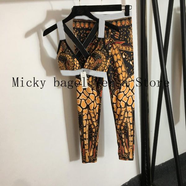 women's two piece pants luxury design leaf letter printing fashion sports suit off shoulder sling vest + high waist slim casual yoga, White
women's two piece pants luxury design leaf letter printing fashion sports suit off shoulder sling vest + high waist slim casual yoga, White