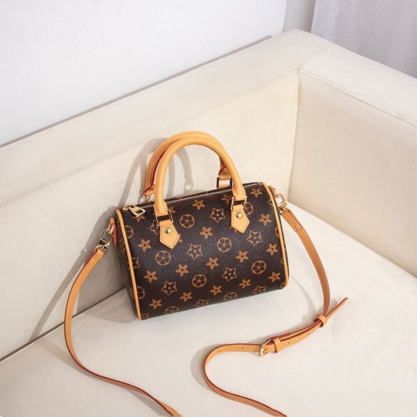 evening bags women's fashion pillow simple boston handbag printing versatile one shoulder messenger bag
evening bags women's fashion pillow simple boston handbag printing versatile one shoulder messenger bag