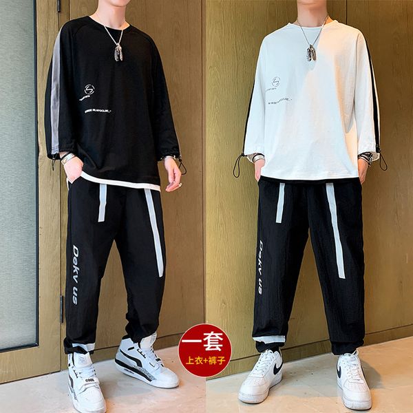 2021 long t-shirt one set with handsome fashion brand cloth casual suit men's wear, Black
2021 long t-shirt one set with handsome fashion brand cloth casual suit men's wear, Black