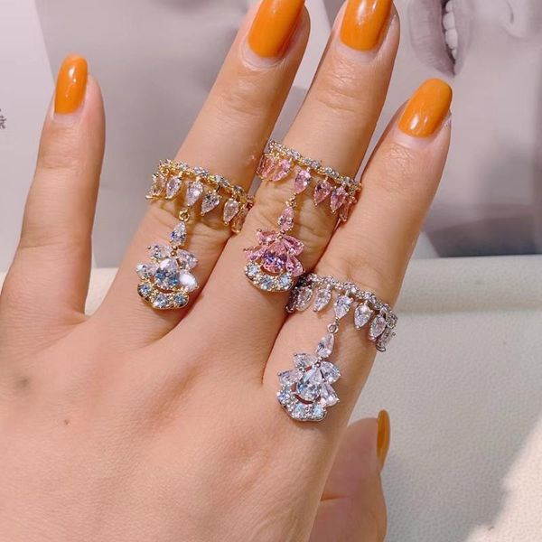 cluster rings luxury flower party statement stack for women wedding cubic ziron cz dubai bridal finger ring j1953, Golden;silver
cluster rings luxury flower party statement stack for women wedding cubic ziron cz dubai bridal finger ring j1953, Golden;silver