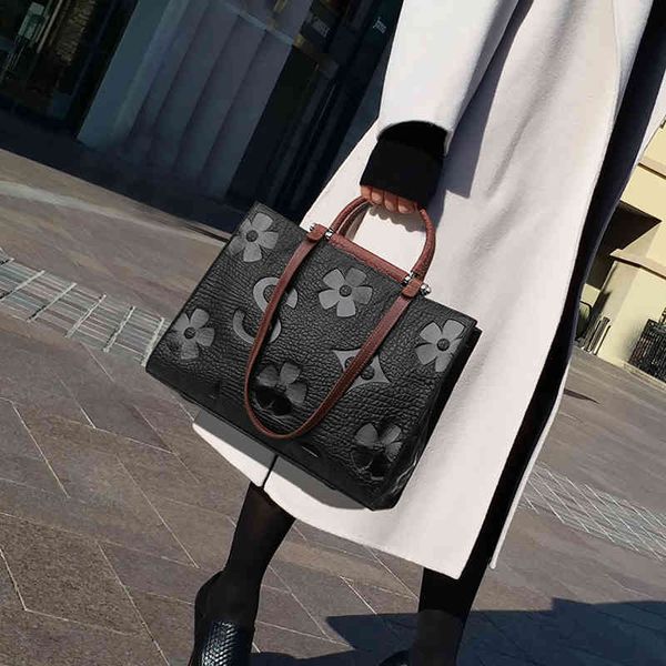 2021 new shoulder portable women's spring summer wild female crossbody bag large capacity women purse handbags
2021 new shoulder portable women's spring summer wild female crossbody bag large capacity women purse handbags