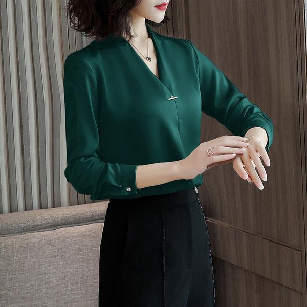 women's t-shirt fall 2021 wear black shirt white long sleeve v-collar silk simulated high-end
women's t-shirt fall 2021 wear black shirt white long sleeve v-collar silk simulated high-end