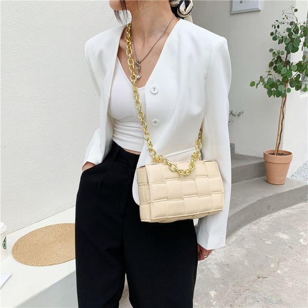 louis vutton bagbag female 2021 new european and american fashion metal thick chain portable woven square high-grade messenger single should
louis vutton bagbag female 2021 new european and american fashion metal thick chain portable woven square high-grade messenger single should