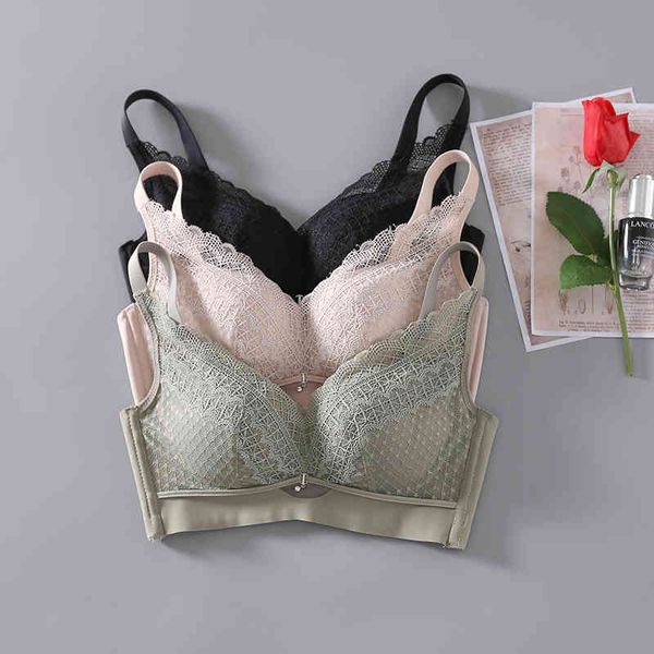 bra women's 100% real silk lining with outside lace fabric removable pads everyday comfortable wireless bra bralette tg115, Red;black
bra women's 100% real silk lining with outside lace fabric removable pads everyday comfortable wireless bra bralette tg115, Red;black