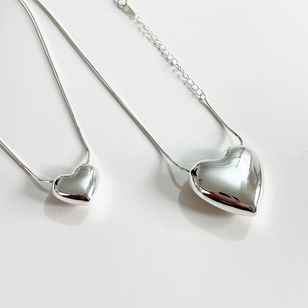 fan zhicho snake bone chain love necklace niche design sense s925 silver heart-shaped collarbone chain women's minimalist jewelry
fan zhicho snake bone chain love necklace niche design sense s925 silver heart-shaped collarbone chain women's minimalist jewelry