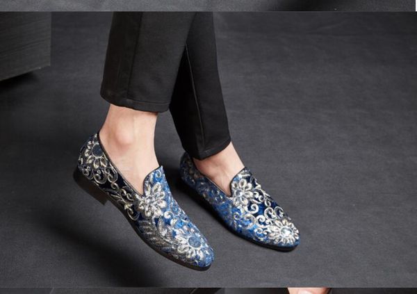 2021 italian brand embroidered sequins formal shoes men designer gold velvet fabric men slip on wedding dress shoes loafers mens shoes casua, Black
2021 italian brand embroidered sequins formal shoes men designer gold velvet fabric men slip on wedding dress shoes loafers mens shoes casua, Black