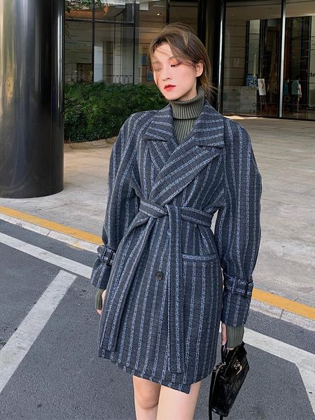 women's wool & blends winter 2021 hepburn style senior gray vertical stripes waist woolen coat, Black
women's wool & blends winter 2021 hepburn style senior gray vertical stripes waist woolen coat, Black