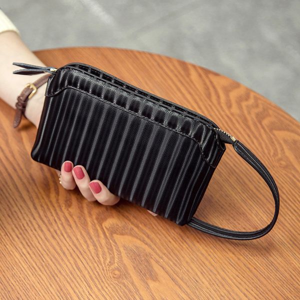 design hand 2020 multi function new wallet leather long zipper mobile phone bag fashion mini bag, Red;black
design hand 2020 multi function new wallet leather long zipper mobile phone bag fashion mini bag, Red;black
